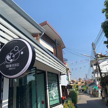 Youniverse Homestay Чиангмай Экстерьер фото